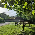 別荘 Maison Independante Pres D'izaut-de-l'hotel Avec Jardin