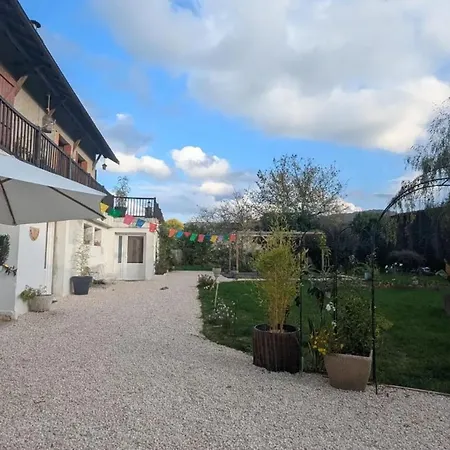 Maison Indépendante Près D'izaut-de-l'hôtel Avec Jardin Сasa de vacaciones Izaut-de-l'Hotel