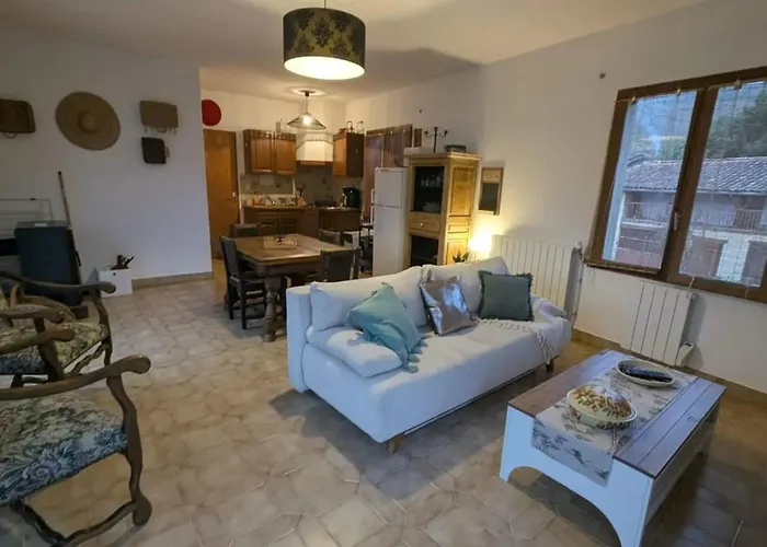 Maison Independante Pres D'izaut-de-l'hotel Avec Jardin Vakantiehuis